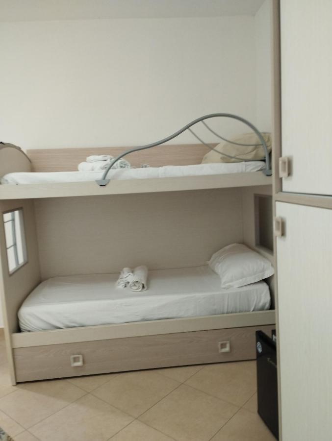 Affitta Camere Zio Peppe 圣特奥多罗 外观 照片